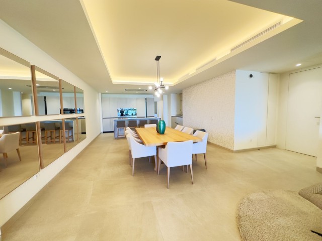 3 Bedrooms Apartment in Estepona