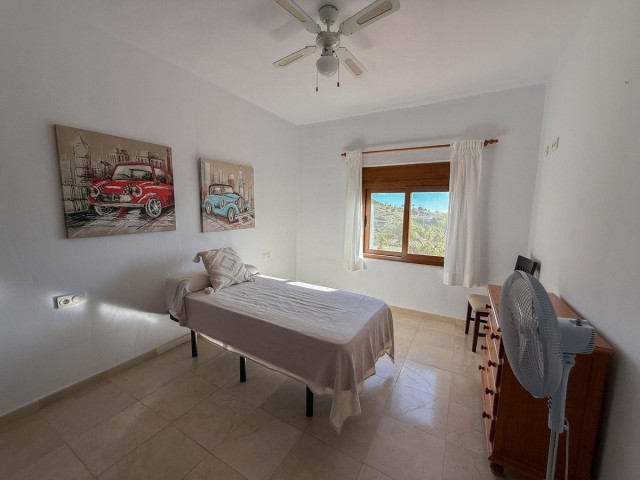 4 Bedrooms Villa in Estepona