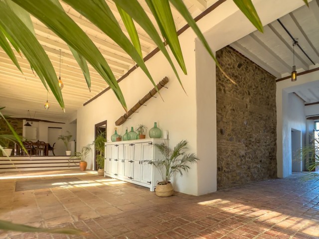 Villa avec 8 Chambres  à Montes de Málaga