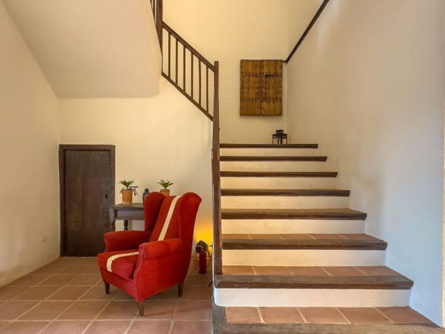 Villa avec 8 Chambres  à Montes de Málaga