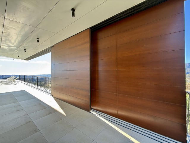 Villa con 4 Dormitorios  en Valtocado