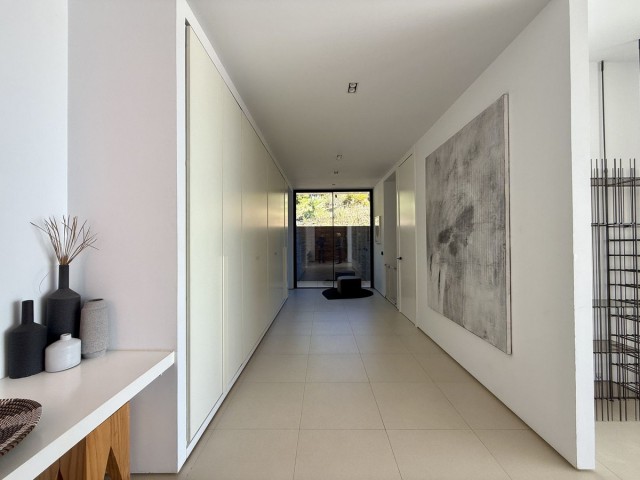 Villa con 4 Dormitorios  en Valtocado