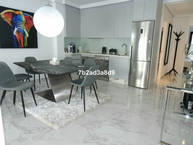 3 Bedrooms Apartment in Nueva Andalucía