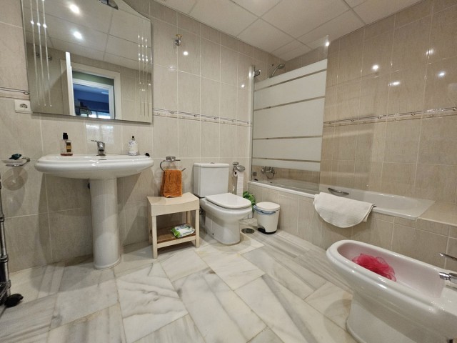 Apartamento con 3 Dormitorios  en Miraflores