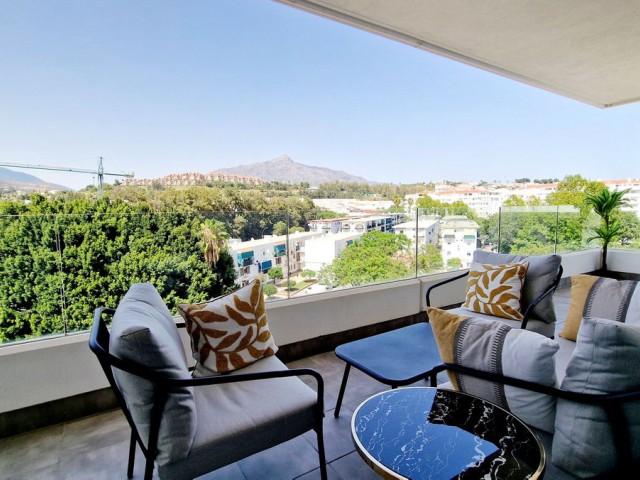 3 Bedrooms Apartment in Nueva Andalucía