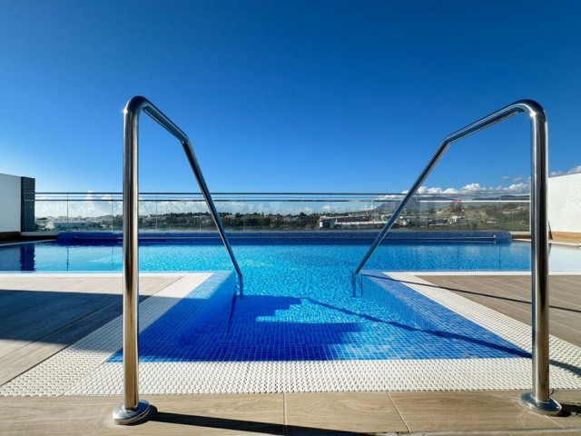 3 Bedrooms Apartment in Nueva Andalucía