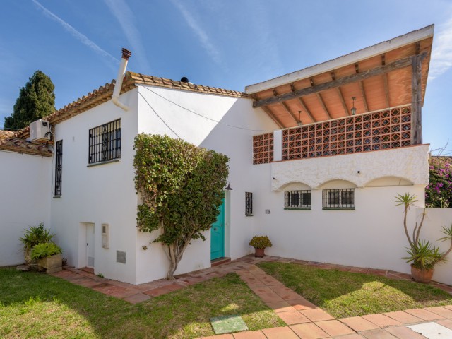 3 Sovrums Radhus i Estepona