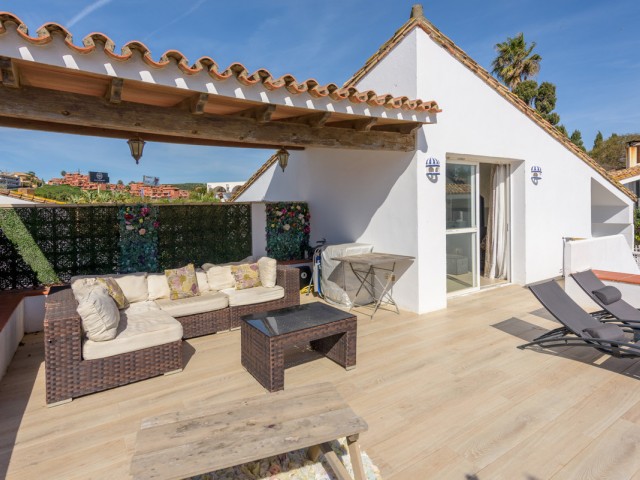 3 Sovrums Radhus i Estepona