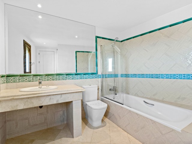 3 Makuuhuoneen Rivitalo Casares