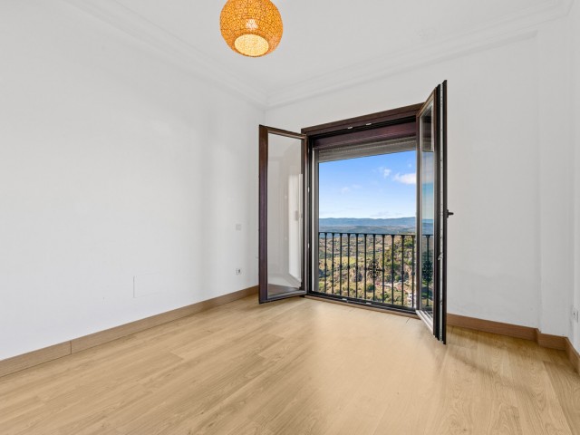 3 Bedrooms Townhouse in Casares