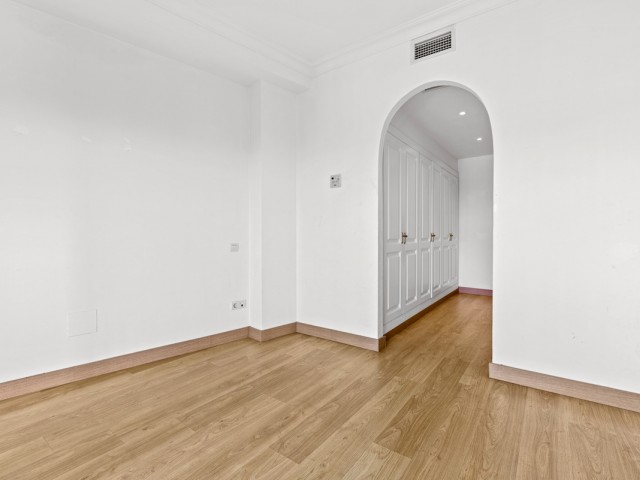 3 Bedrooms Townhouse in Casares