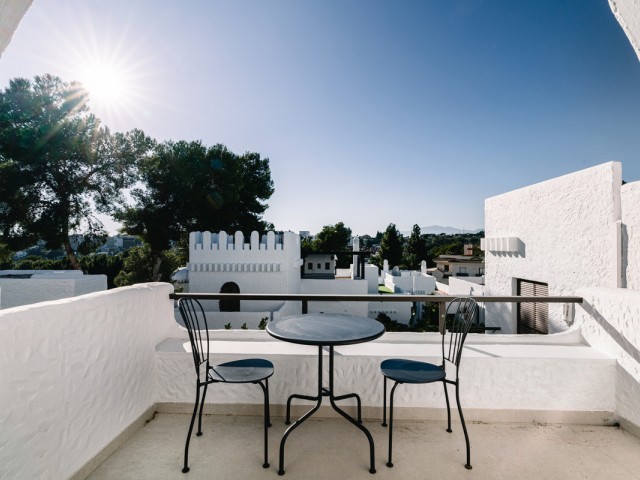 3 Bedrooms Apartment in Nueva Andalucía