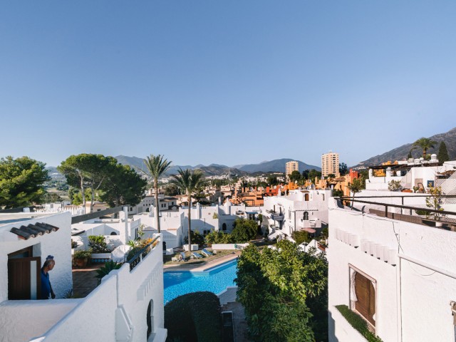 3 Bedrooms Apartment in Nueva Andalucía