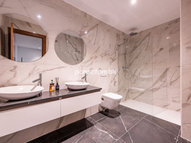 3 Sovrums Villa i Estepona