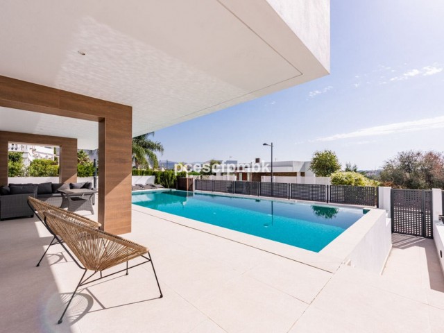 3 Sovrums Villa i Estepona