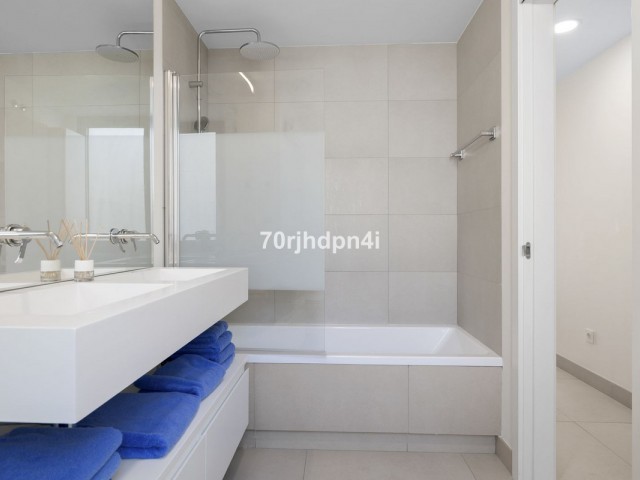 2 Bedrooms Apartment in Mijas