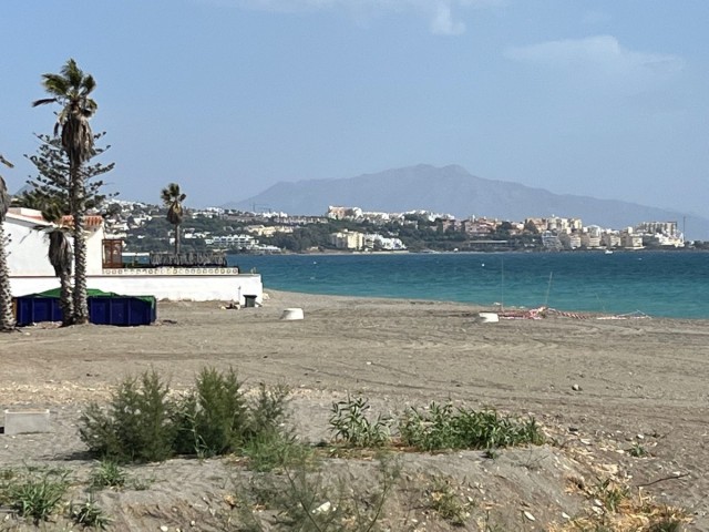 5 Bedrooms Villa in Estepona