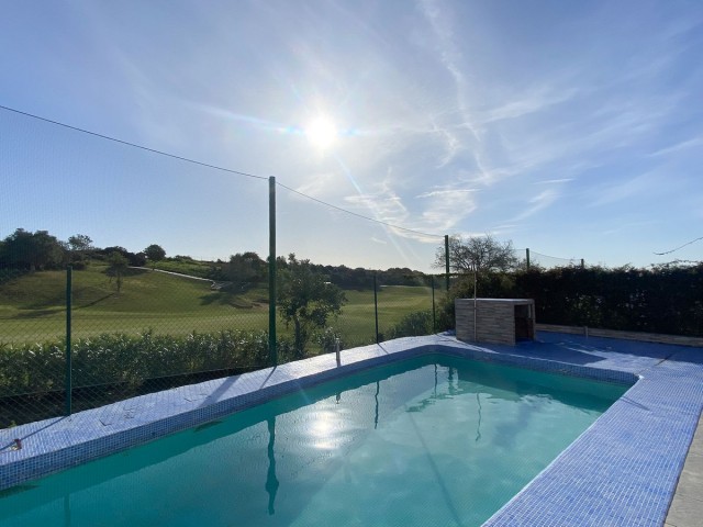 5 Bedrooms Villa in Estepona