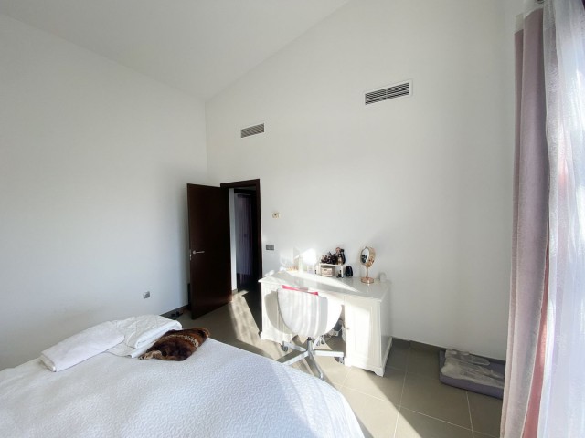 5 Bedrooms Villa in Estepona