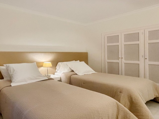 3 Bedrooms Apartment in Monte Halcones