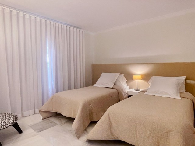 3 Bedrooms Apartment in Monte Halcones