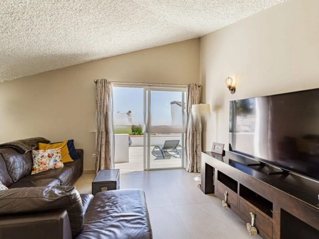 3 Bedrooms Townhouse in Estepona