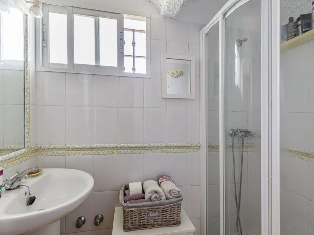 3 Bedrooms Townhouse in Estepona