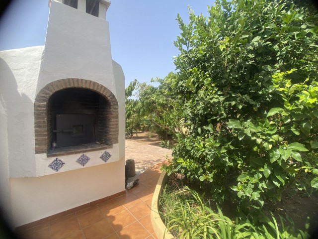 3 Makuuhuoneen Huvila Elviria