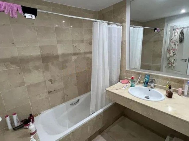 2 Bedrooms Apartment in Nueva Andalucía