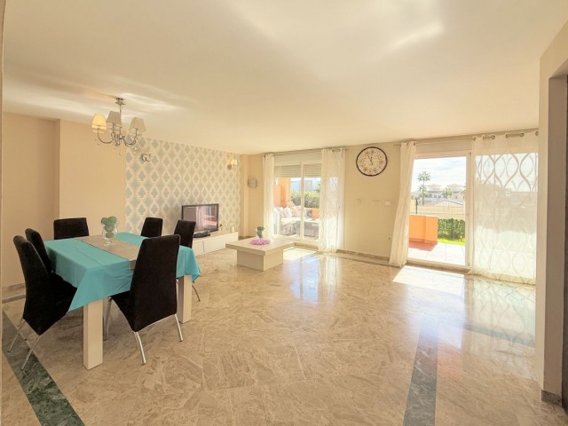 3 Bedrooms Townhouse in Estepona