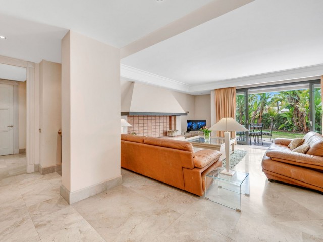 3 Bedrooms Apartment in Los Monteros