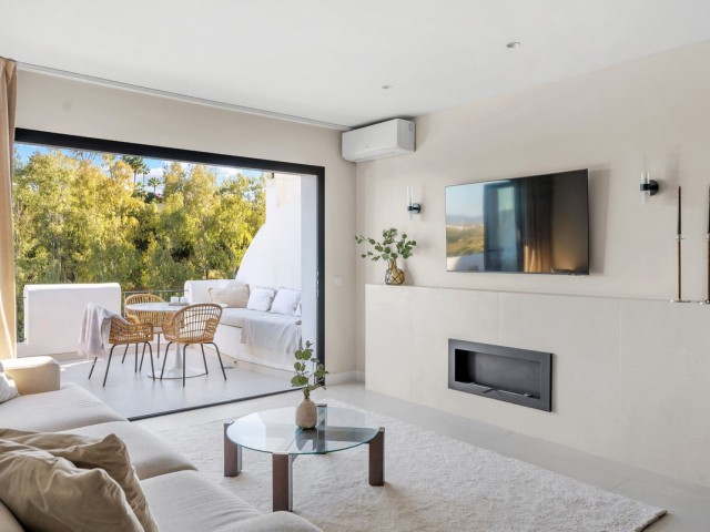 3 Bedrooms Apartment in Benahavís