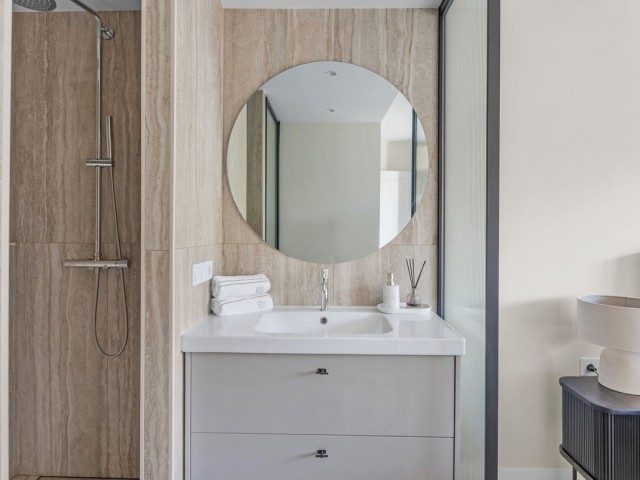 3 Soveroms Leilighet i Benahavís