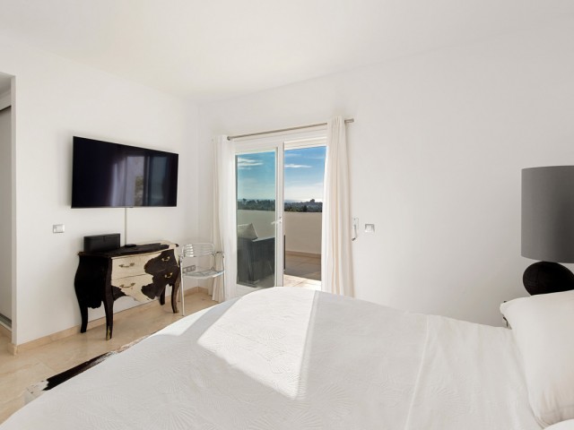 Takvåning i Nueva Andalucía