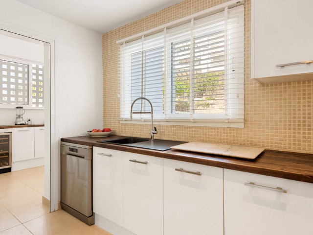 Penthouse avec 2 Chambres  à Nueva Andalucía