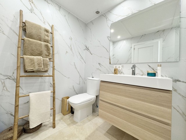 Penthouse avec 2 Chambres  à Nueva Andalucía