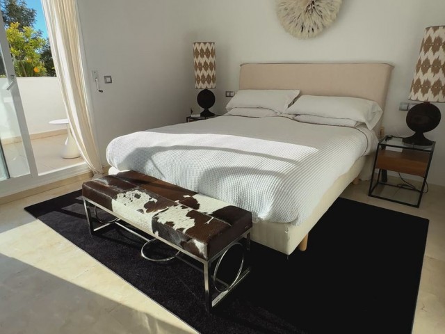 Penthouse avec 2 Chambres  à Nueva Andalucía