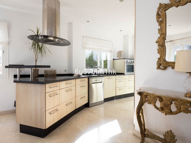 6 Schlafzimmer Reihenhaus in Mijas