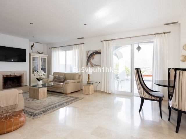 6 Schlafzimmer Reihenhaus in Mijas