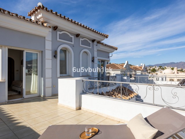 6 Schlafzimmer Reihenhaus in Mijas