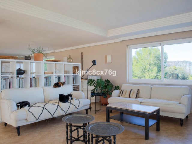 7 Bedrooms Villa in Torremolinos