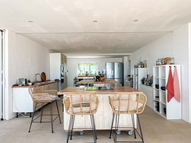 7 Bedrooms Villa in Torremolinos