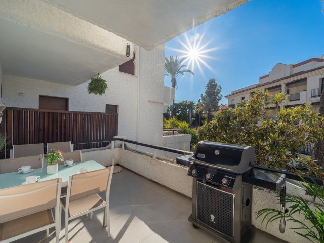 4 Bedrooms Townhouse in Marbella