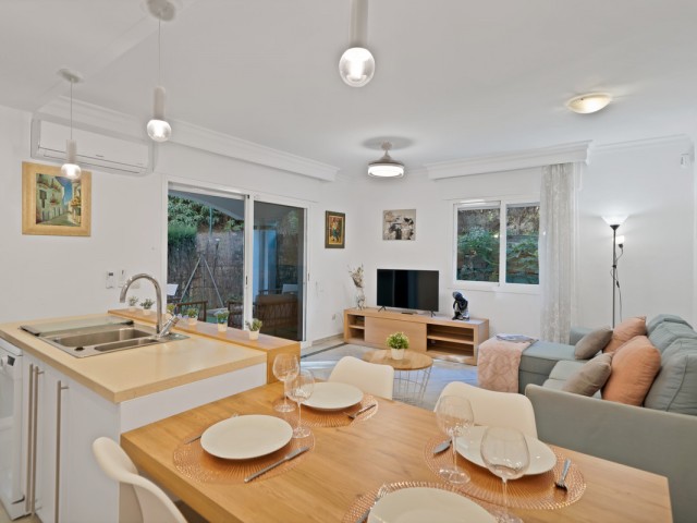 Apartamento con 2 Dormitorios  en Nagüeles