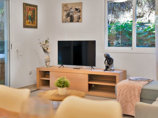 Apartamento con 2 Dormitorios  en Nagüeles