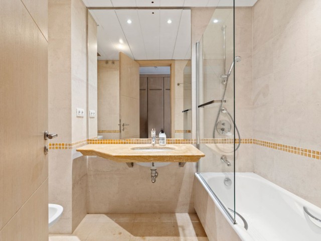 3 Bedrooms Apartment in Sotogrande