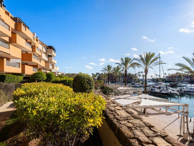 3 Bedrooms Apartment in Sotogrande