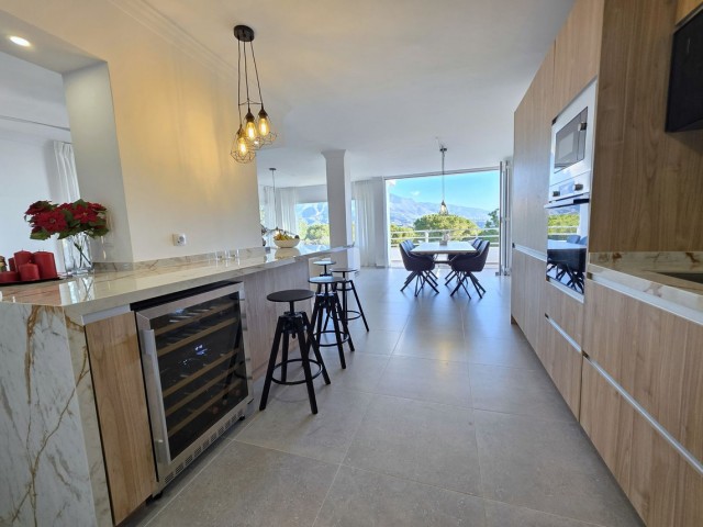 3 Bedrooms Apartment in Nueva Andalucía