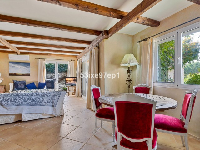 Villa con 2 Dormitorios  en Campo Mijas