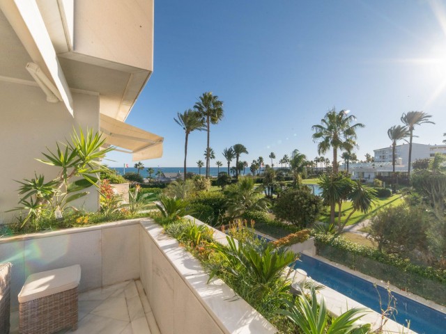 2 Bedrooms Apartment in Marbella